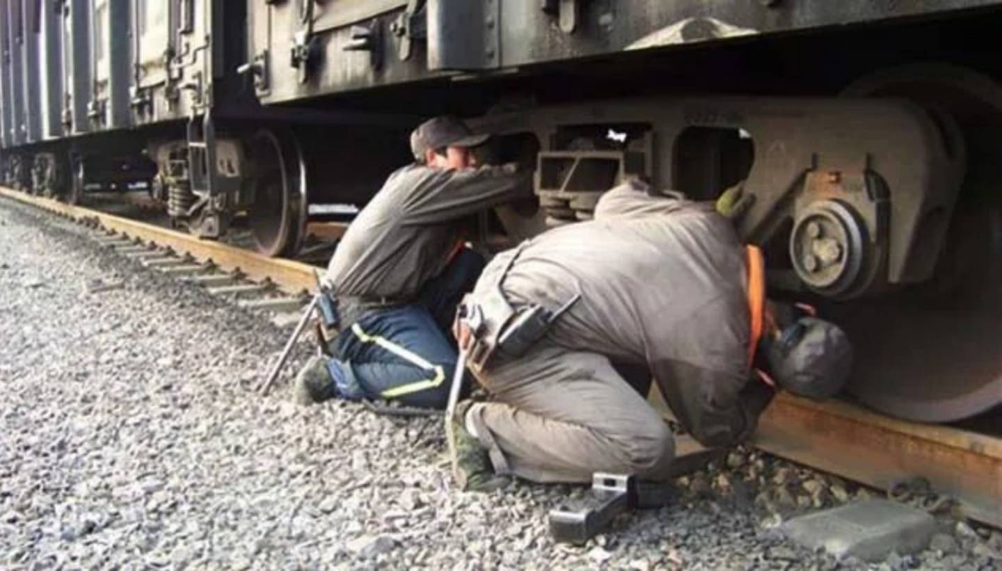 फ्रेट ट्रेन व्हीसेट विफलताओं के लिए समाधान